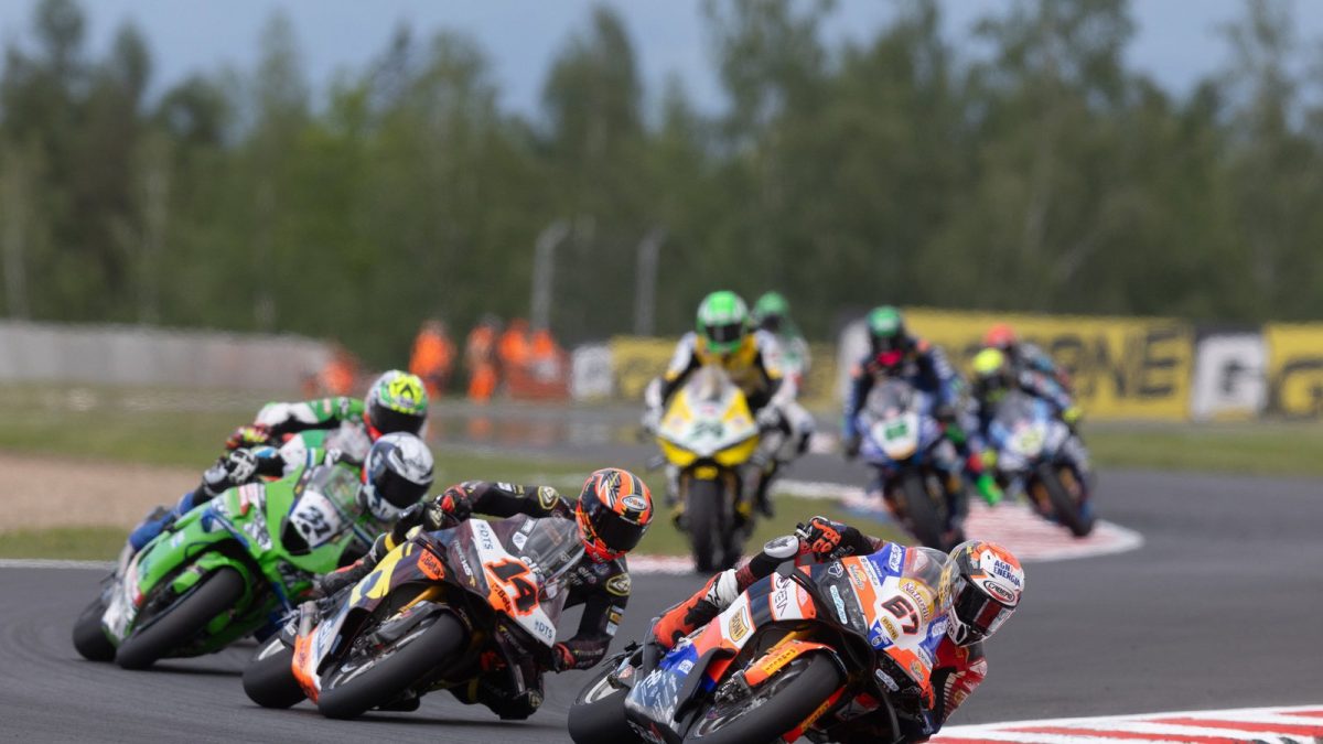 Sam Lowes' Dramatic Exit: A 'Desperate' Move in Czech WorldSBK Race 1