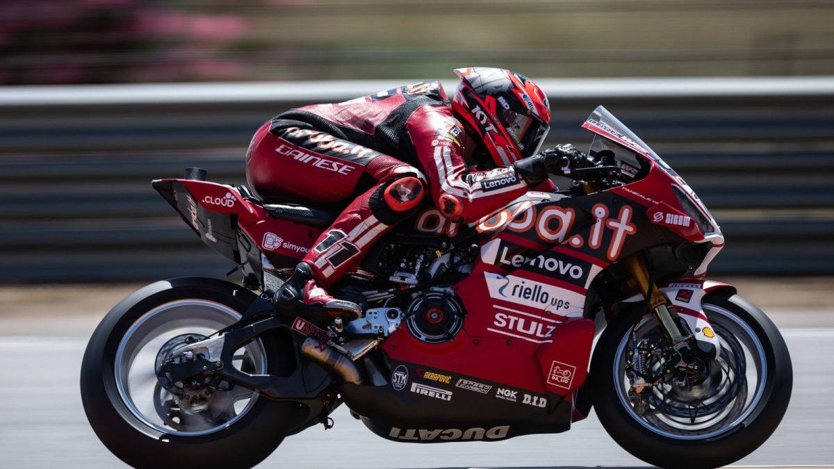 2026 Aragon WorldSBK Results, Race 2: Nicolo Bulega makes it three from three