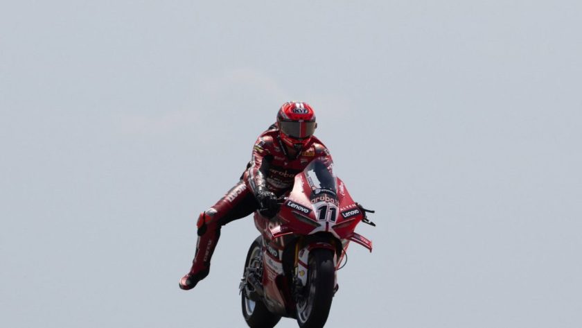 Dominant Ducati: Bulega Triumphs in 2026 Aragon WorldSBK Superpole Race