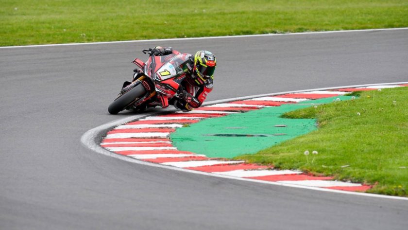 Thrilling Showdown at Oulton Park: British Superbikes 2026 - Race Recap