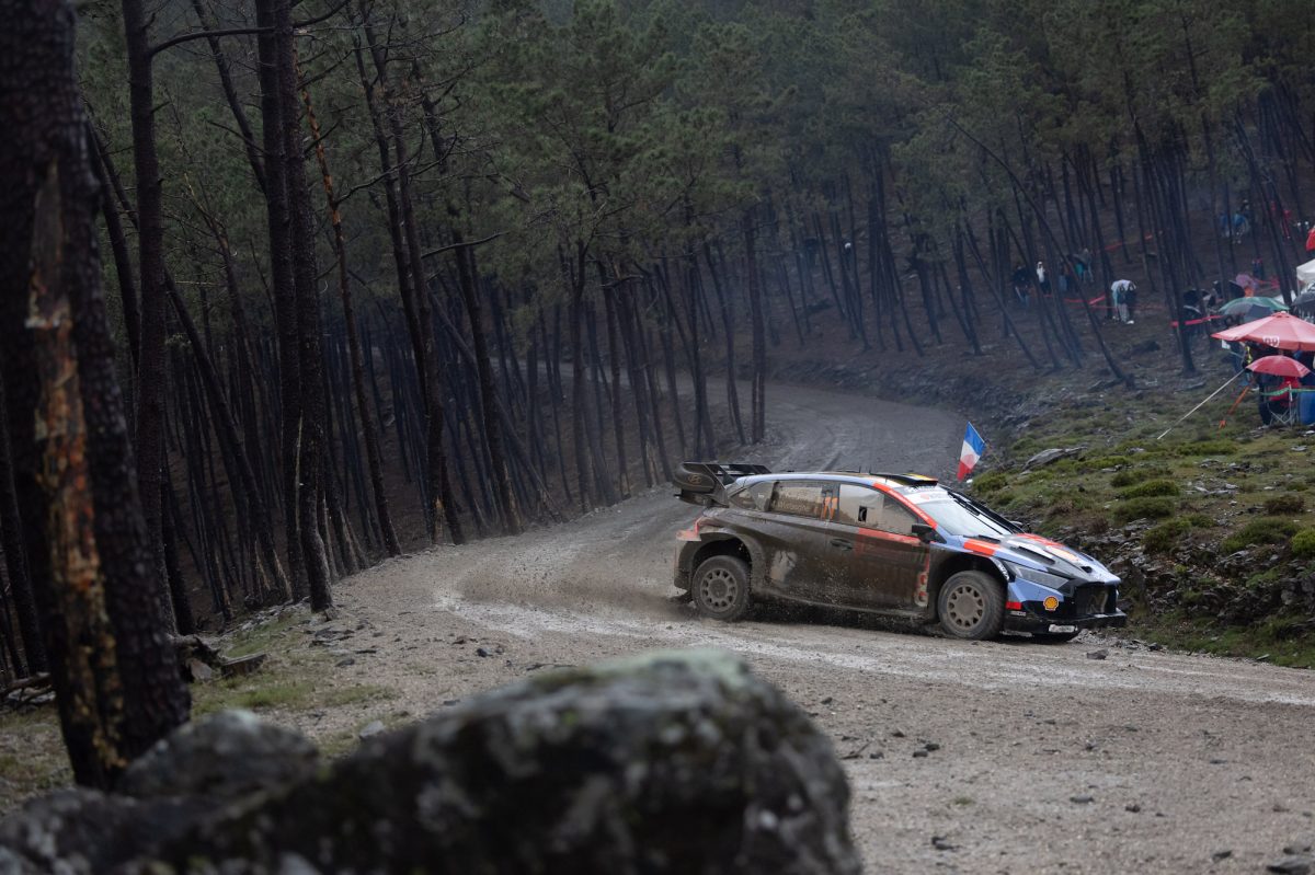 Thierry Neuville nabs Portuguese win