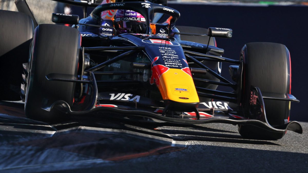 Max Verstappen irked by Lewis Hamilton "wasting our time" in Miami F1 sprint duel